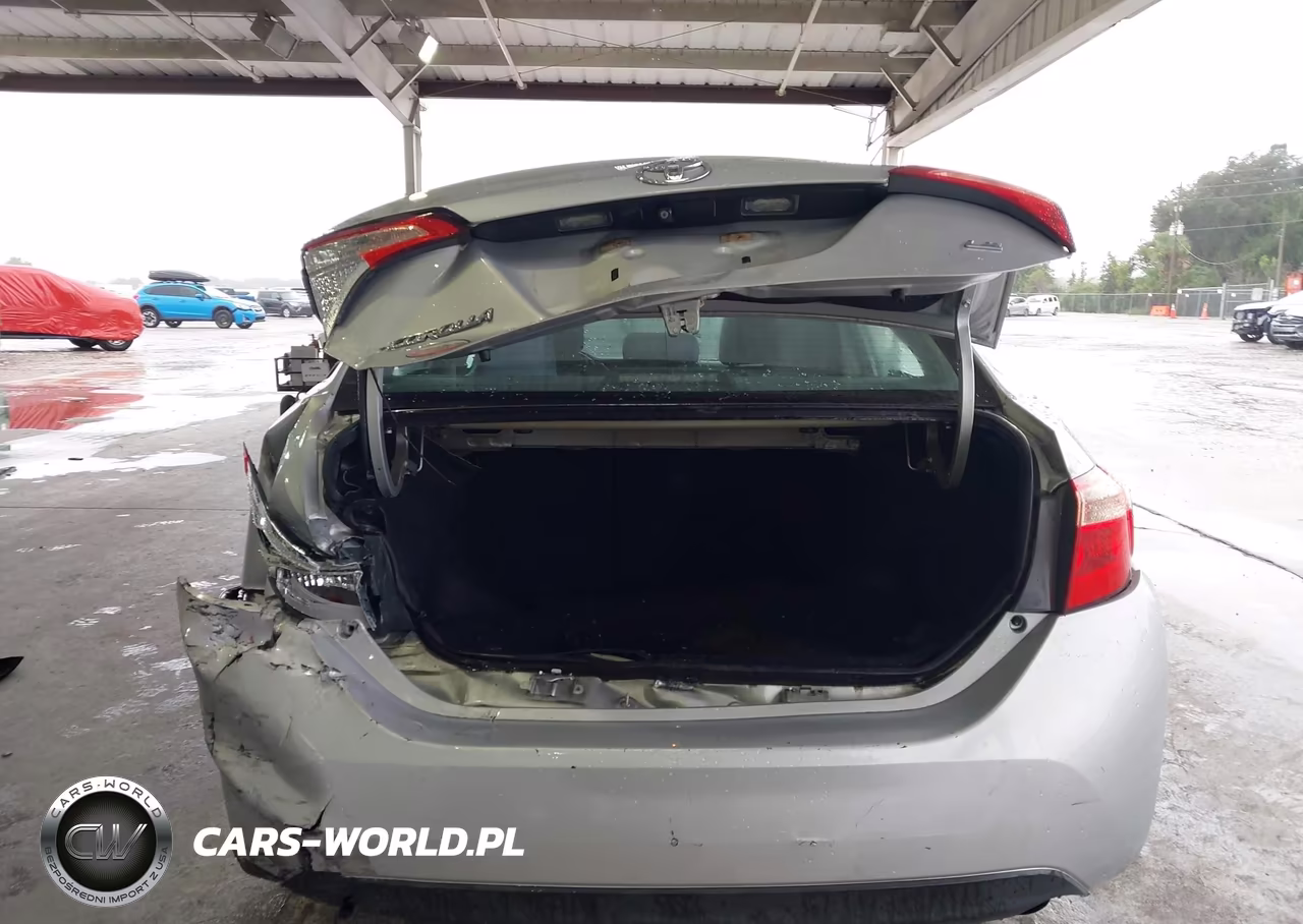 2017 Toyota Corolla Le VIN:5YFBURHE3HP691074 - 16