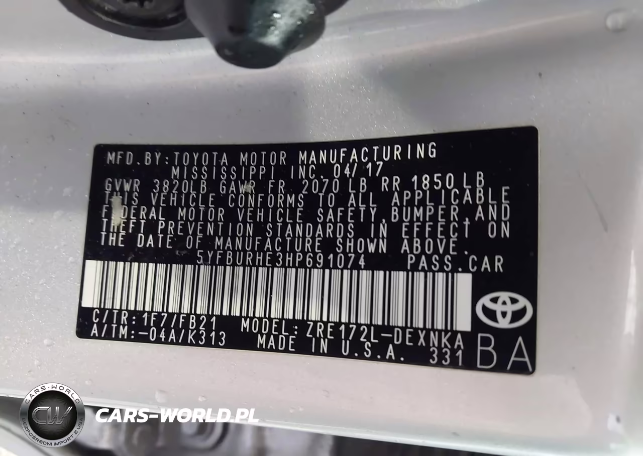 2017 Toyota Corolla Le VIN:5YFBURHE3HP691074 - 9