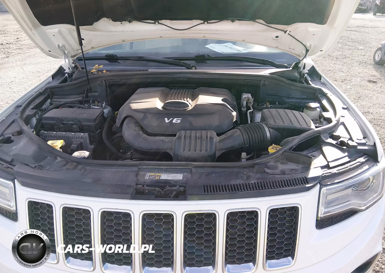 2015 Jeep Grand Cherokee Overland VIN:1C4RJFCGXFC151287 - 10
