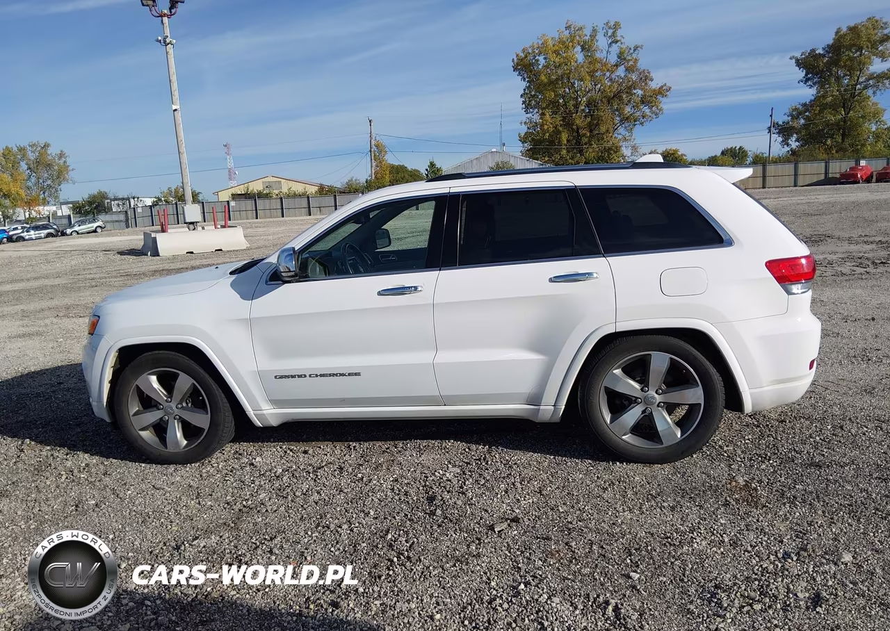 2015 Jeep Grand Cherokee Overland VIN:1C4RJFCGXFC151287 - 14