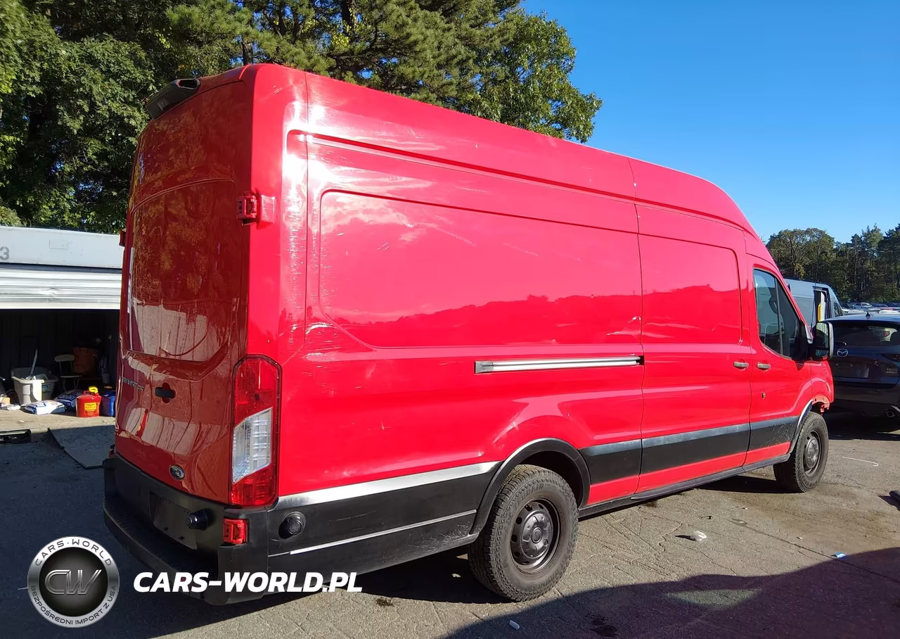 2018 Ford Transit-250 VIN:1FTYR3XM0JKA19222 - 4