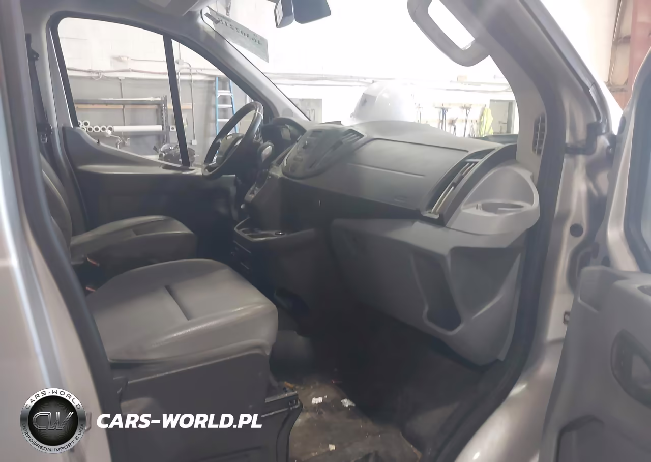2018 Ford Transit-250 VIN:1FTYR2YG4JKA25382 - 5