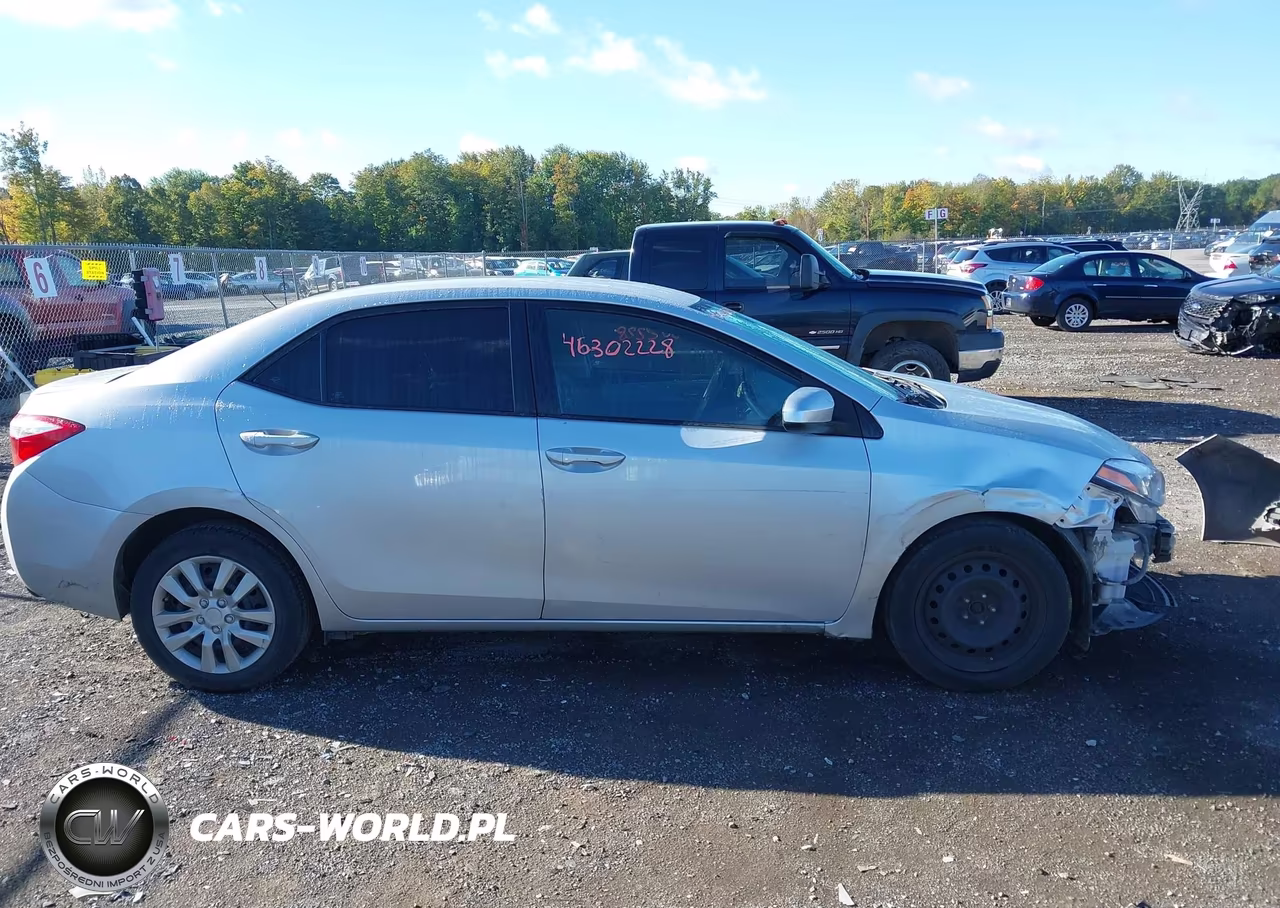 2016 Toyota Corolla Le VIN:2T1BURHE8GC686645 - 14