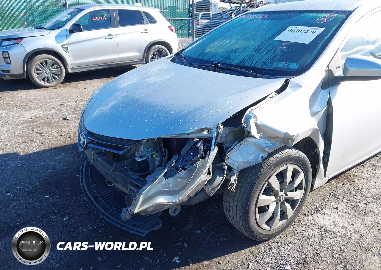 2016 Toyota Corolla Le VIN:2T1BURHE8GC686645 - 6