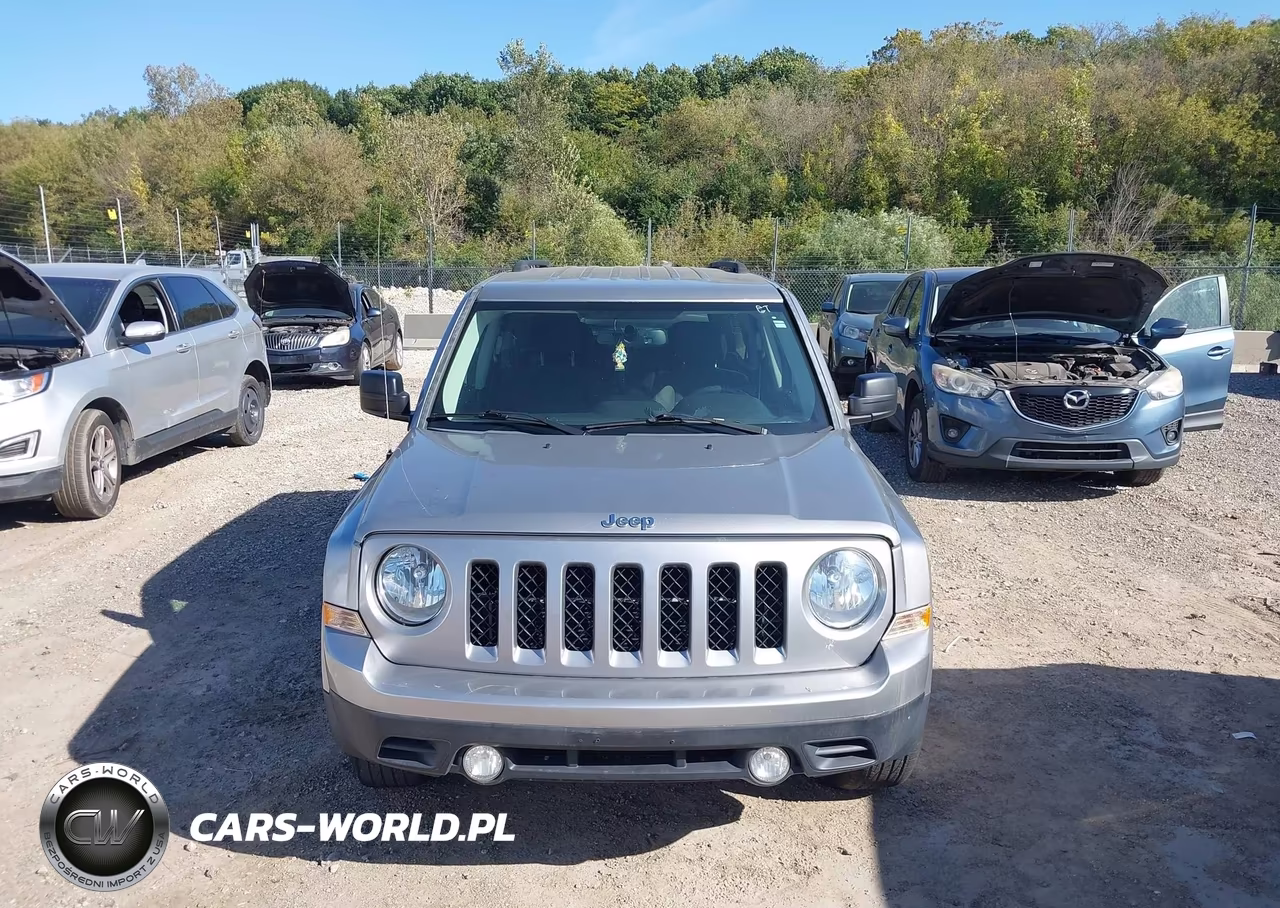 2016 Jeep Patriot Latitude VIN:1C4NJRFB4GD523380 - 12