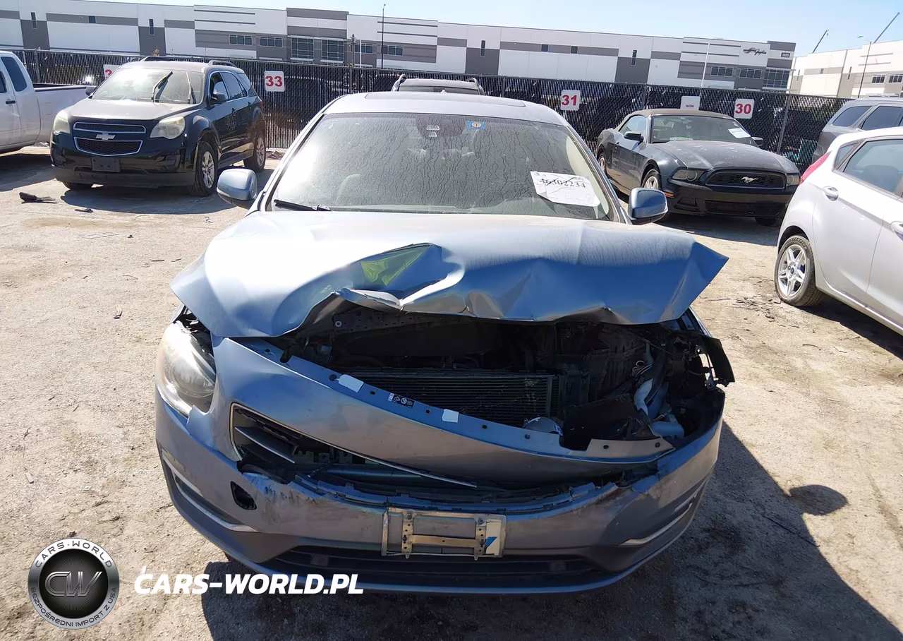 2018 Volvo S60 Inscription T5 VIN:LYV402HK9JB174317 - 10