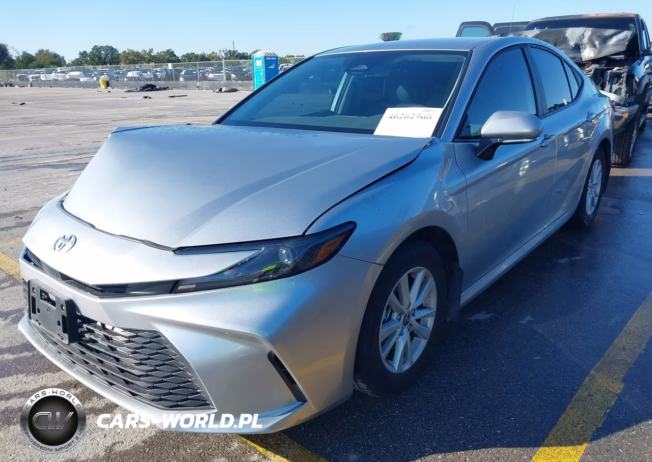 2026 Toyota Camry Le VIN:4T1DAACK5TU765750 - 2