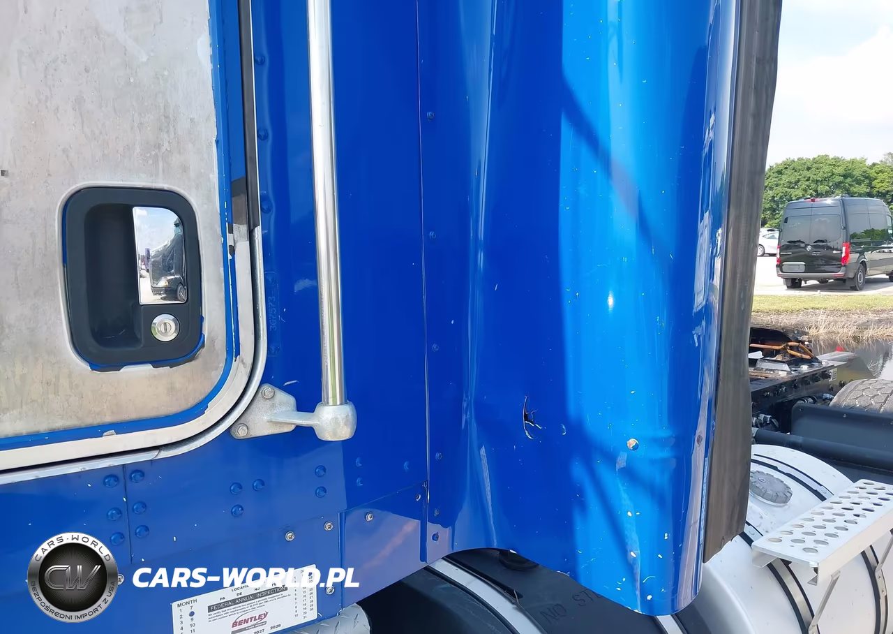 2013 Kenworth Construction T800 VIN:1XKDA48X0DJ367573 - 11