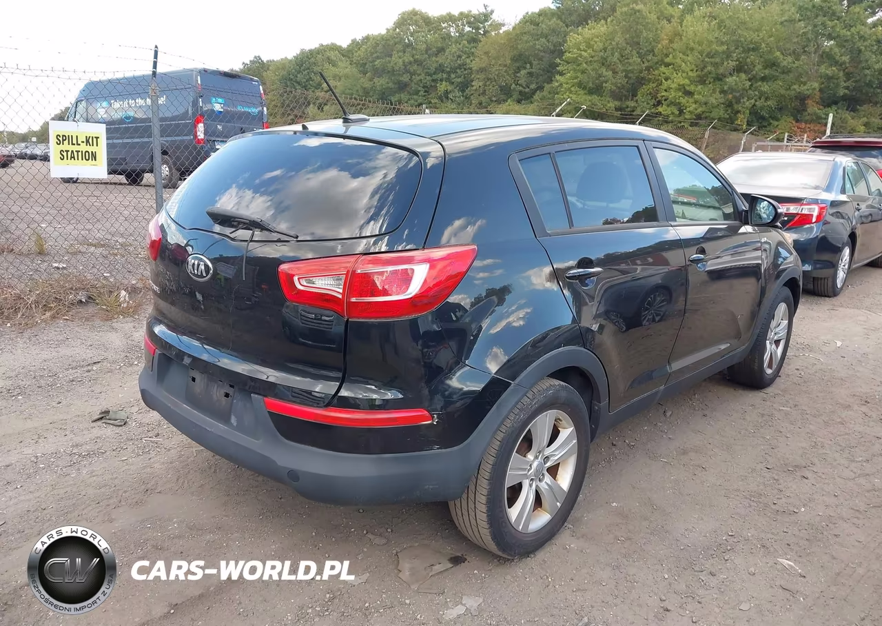 2013 Kia Sportage Lx VIN:KNDPBCA24D7385215 - 4
