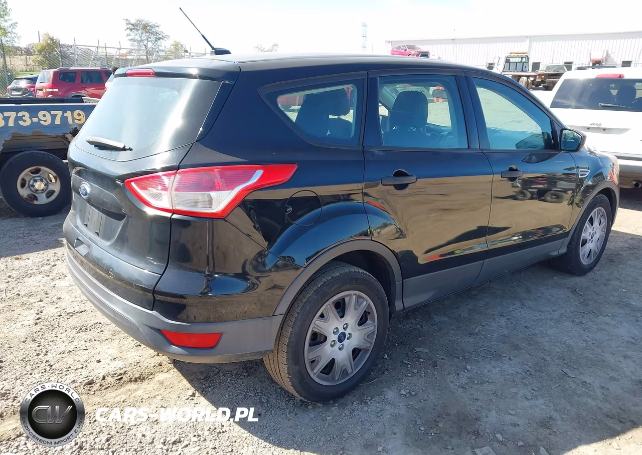 2016 Ford Escape S VIN:1FMCU0F7XGUB31330 - 4