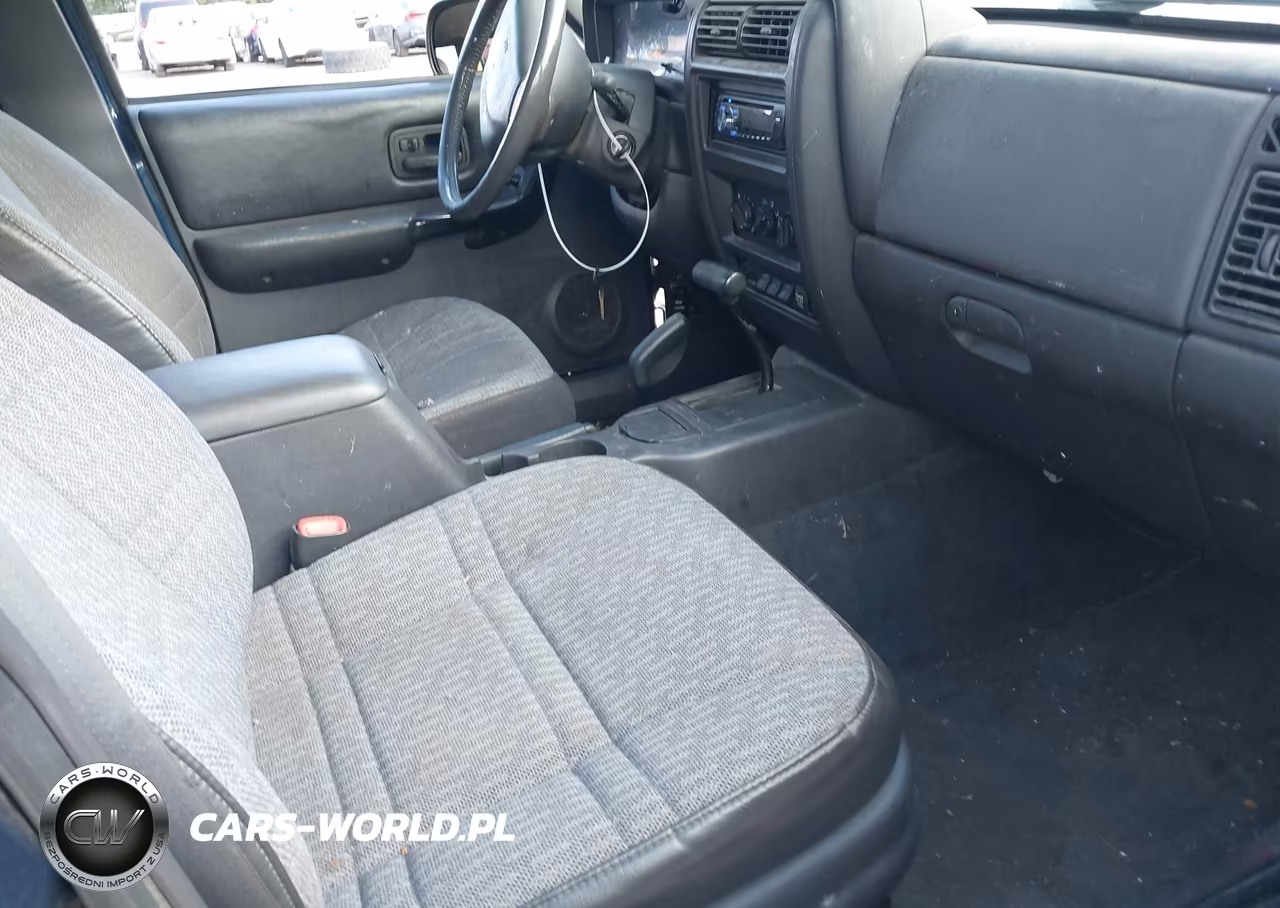 2000 Jeep Cherokee Sport VIN:1J4FF48S7YL262981 - 5