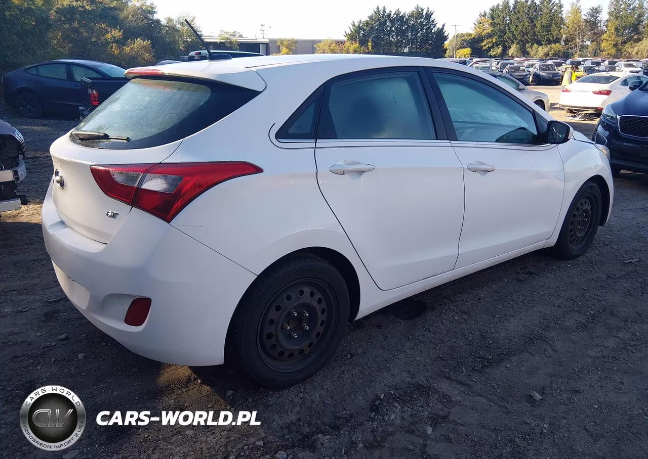 2017 Hyundai Elantra Gt VIN:KMHD35LH8HU357787 - 4