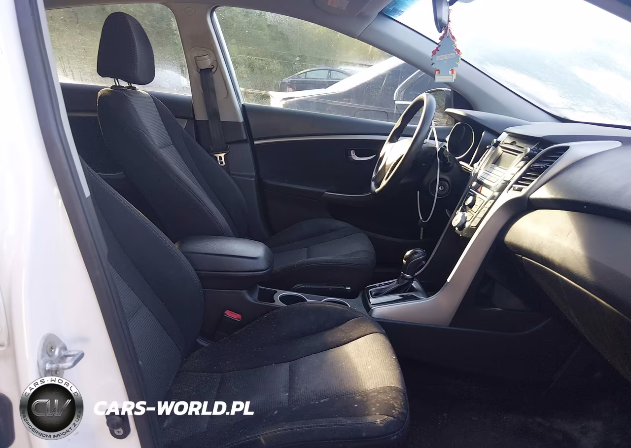 2017 Hyundai Elantra Gt VIN:KMHD35LH8HU357787 - 5