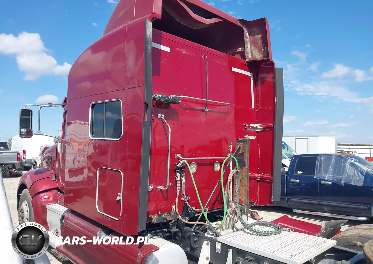 2013 Peterbilt 386 VIN:1XPHD49X7DD156032 - 17