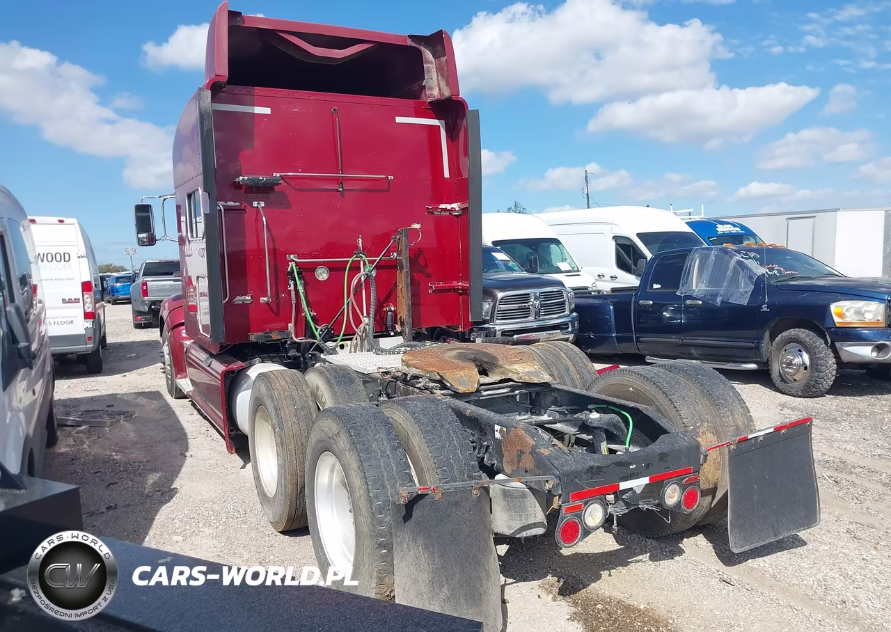2013 Peterbilt 386 VIN:1XPHD49X7DD156032 - 3