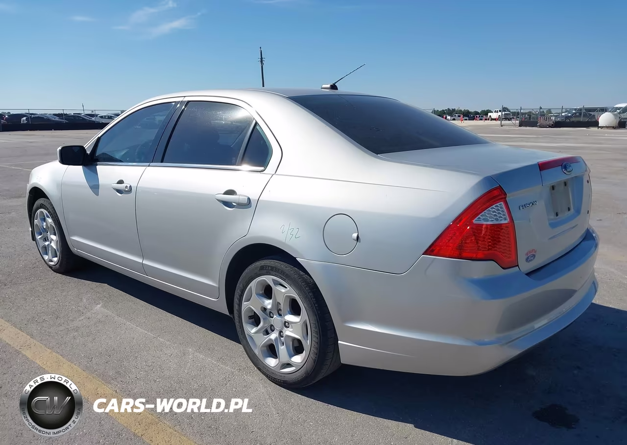 2010 Ford Fusion Se VIN:3FAHP0HA7AR209979 - 3