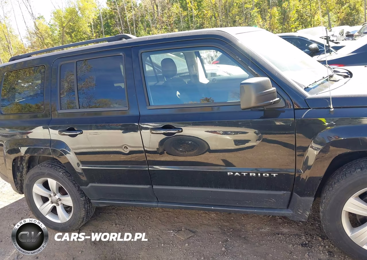 2014 Jeep Patriot Latitude VIN:1C4NJRFB2ED784097 - 13