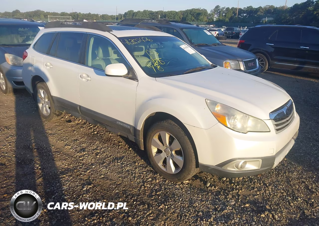 2011 Subaru Outback 2.5I Limited – zdjęcie 1 z 12