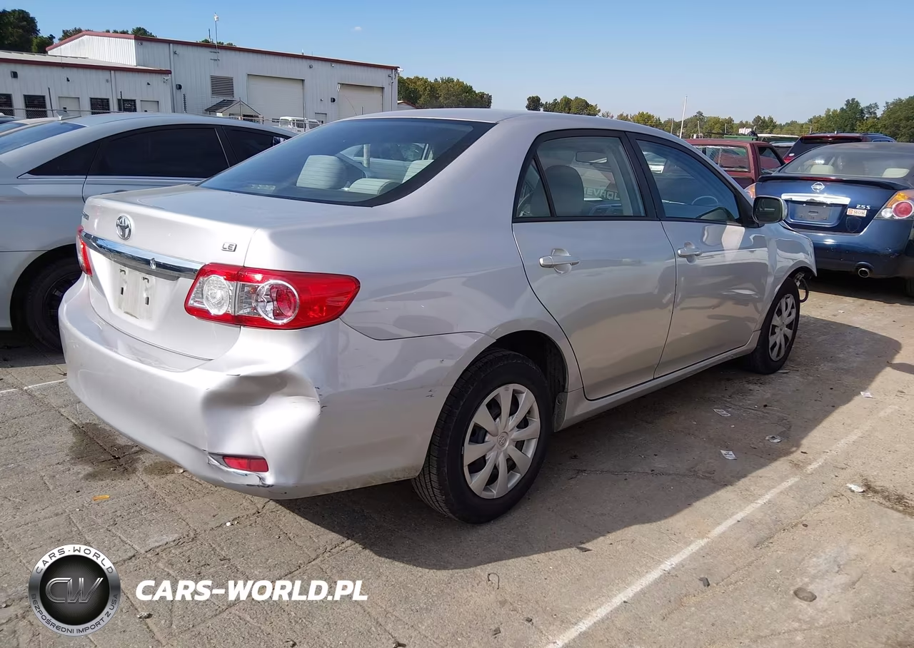 2011 Toyota Corolla Le VIN:2T1BU4EE0BC557640 - 4