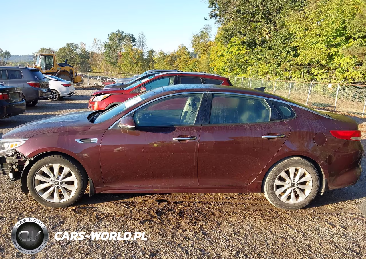 2018 Kia Optima Ex VIN:5XXGU4L38JG182501 - 15