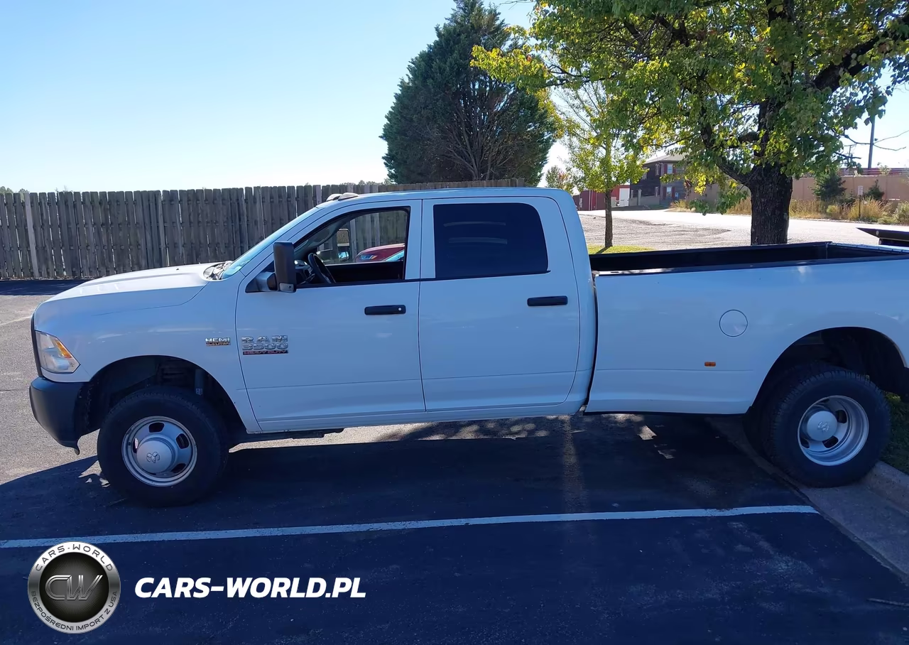 2017 Ram 3500 Tradesman 4X4 8' Box VIN:3C63RRGJ2HG703507 - 15
