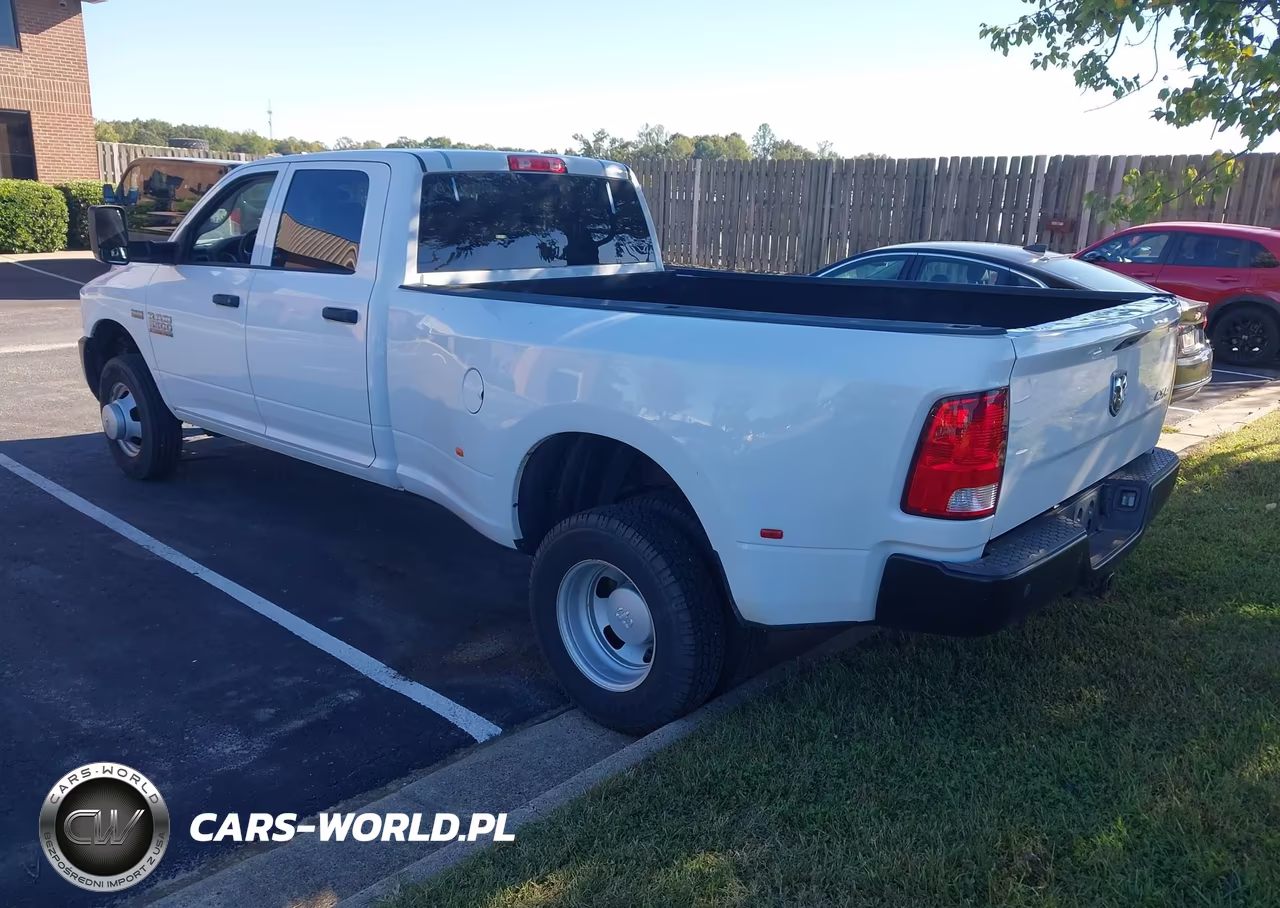 2017 Ram 3500 Tradesman 4X4 8' Box VIN:3C63RRGJ2HG703507 - 3