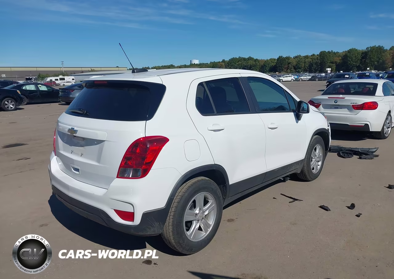 2021 Chevrolet Trax Fwd Ls VIN:KL7CJKSB2MB306127 - 4
