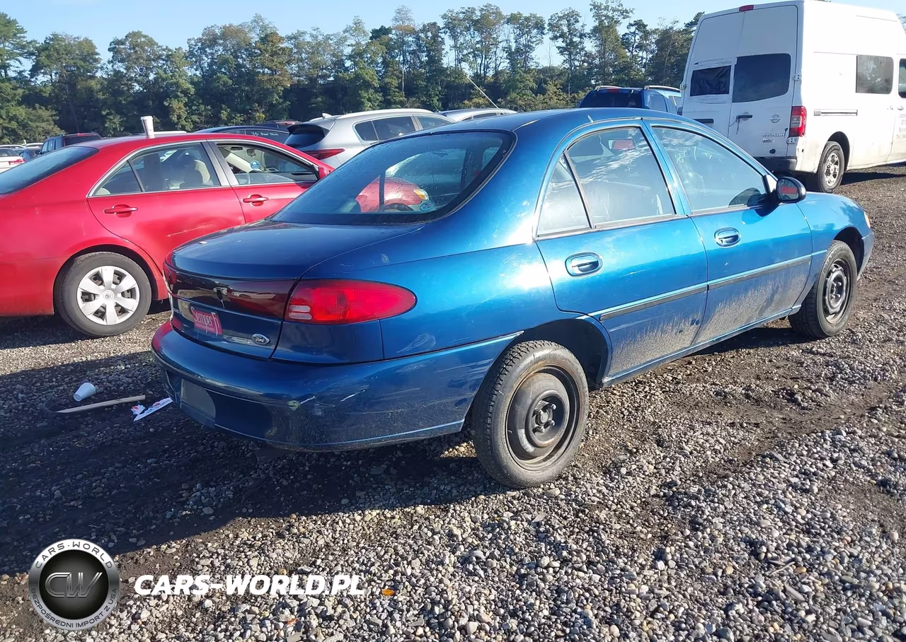 1999 Ford Escort Lx VIN:1FAFP10P6XW229708 - 4