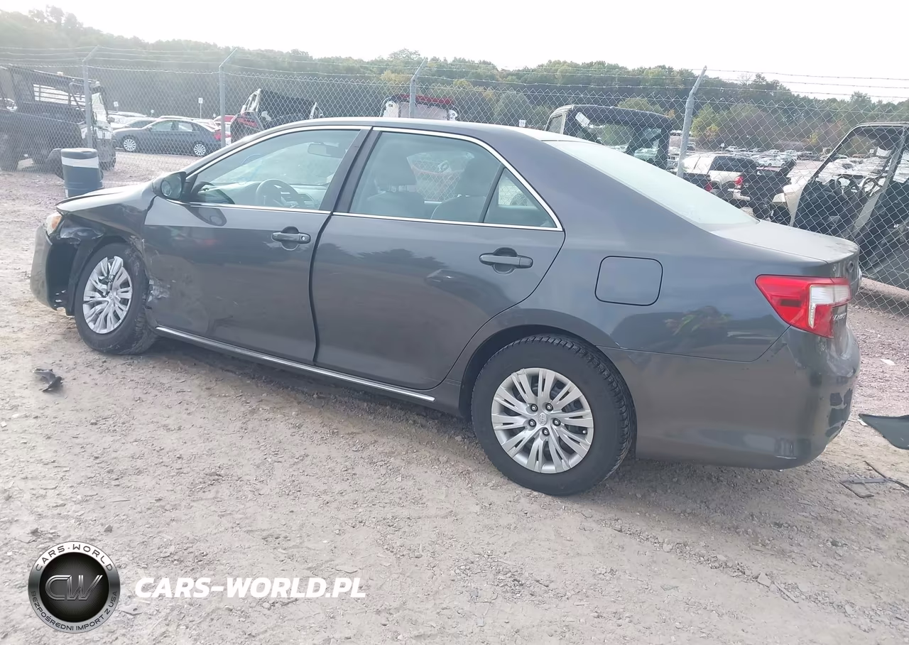 2012 Toyota Camry Le VIN:4T1BF1FK7CU032717 - 3