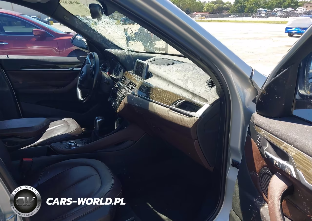 2017 BMW X1 xDrive28I VIN:WBXHT3Z36H4A51974 - 5