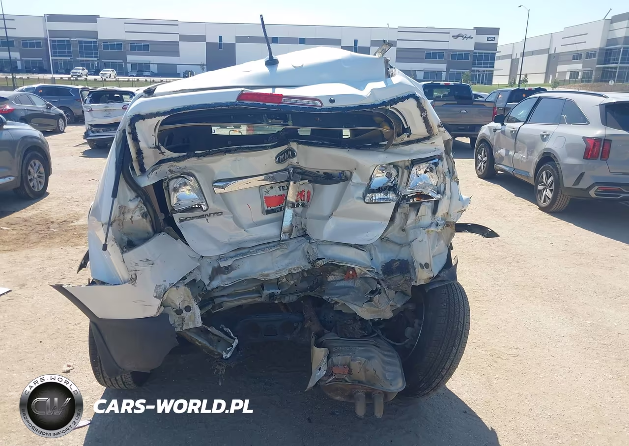2012 Kia Sorento Lx VIN:5XYKT4A18CG215638 - 16