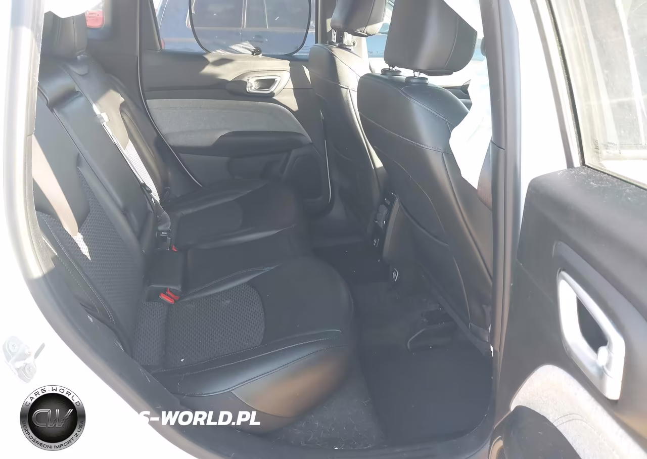 2023 Jeep Compass Latitude 4X4 VIN:3C4NJDBN1PT518635 - 8