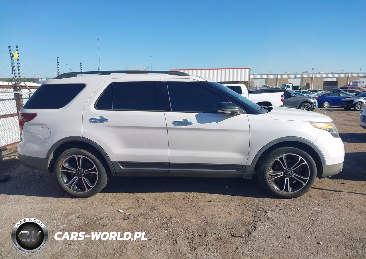 2014 Ford Explorer Sport VIN:1FM5K8GT1EGC35287 - 13
