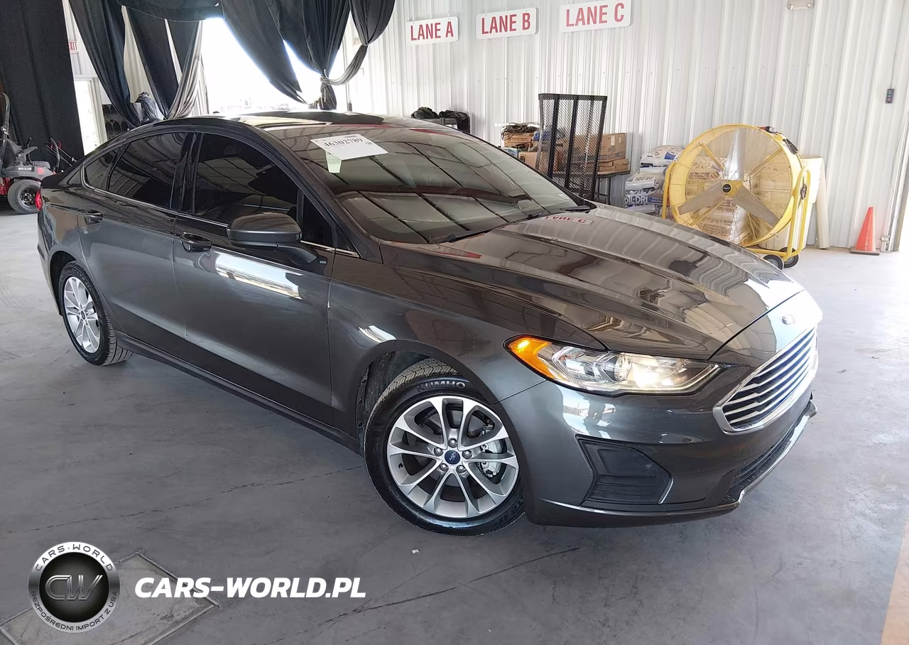 2019 Ford Fusion Hybrid Se – zdjęcie 1 z 17