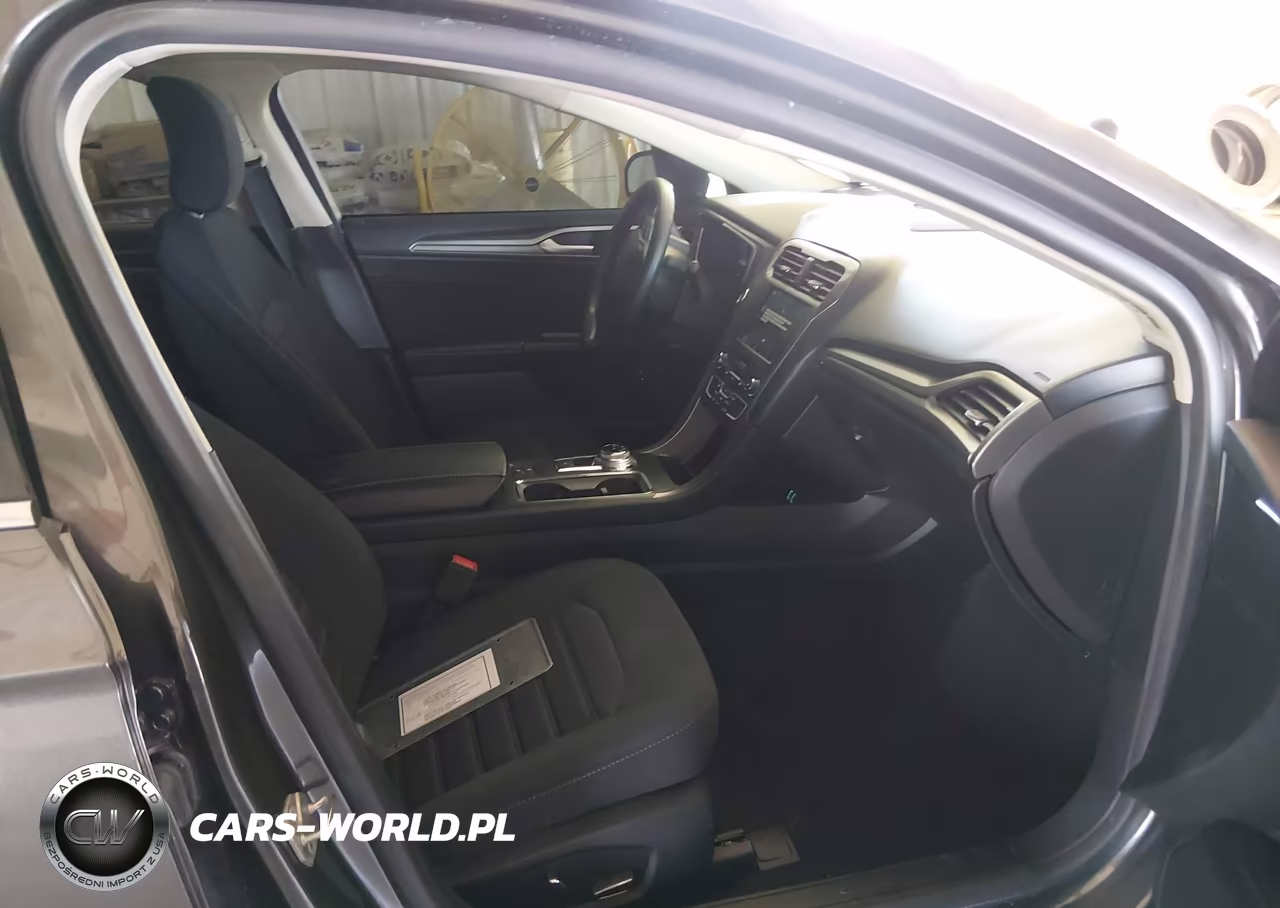 2019 Ford Fusion Hybrid Se VIN:3FA6P0LU4KR274458 - 5