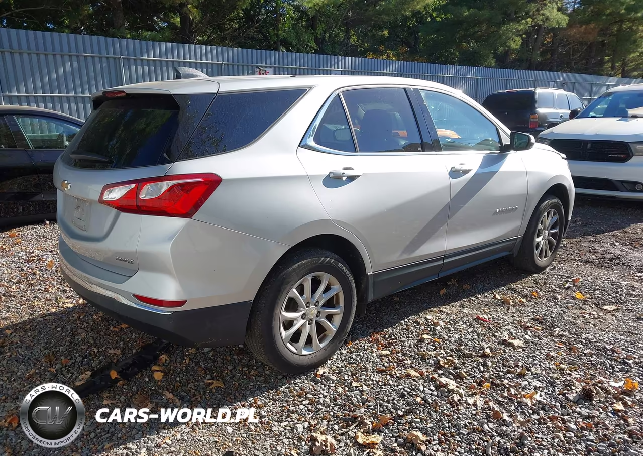 2019 Chevrolet Equinox Lt VIN:2GNAXUEV5K6168732 - 4