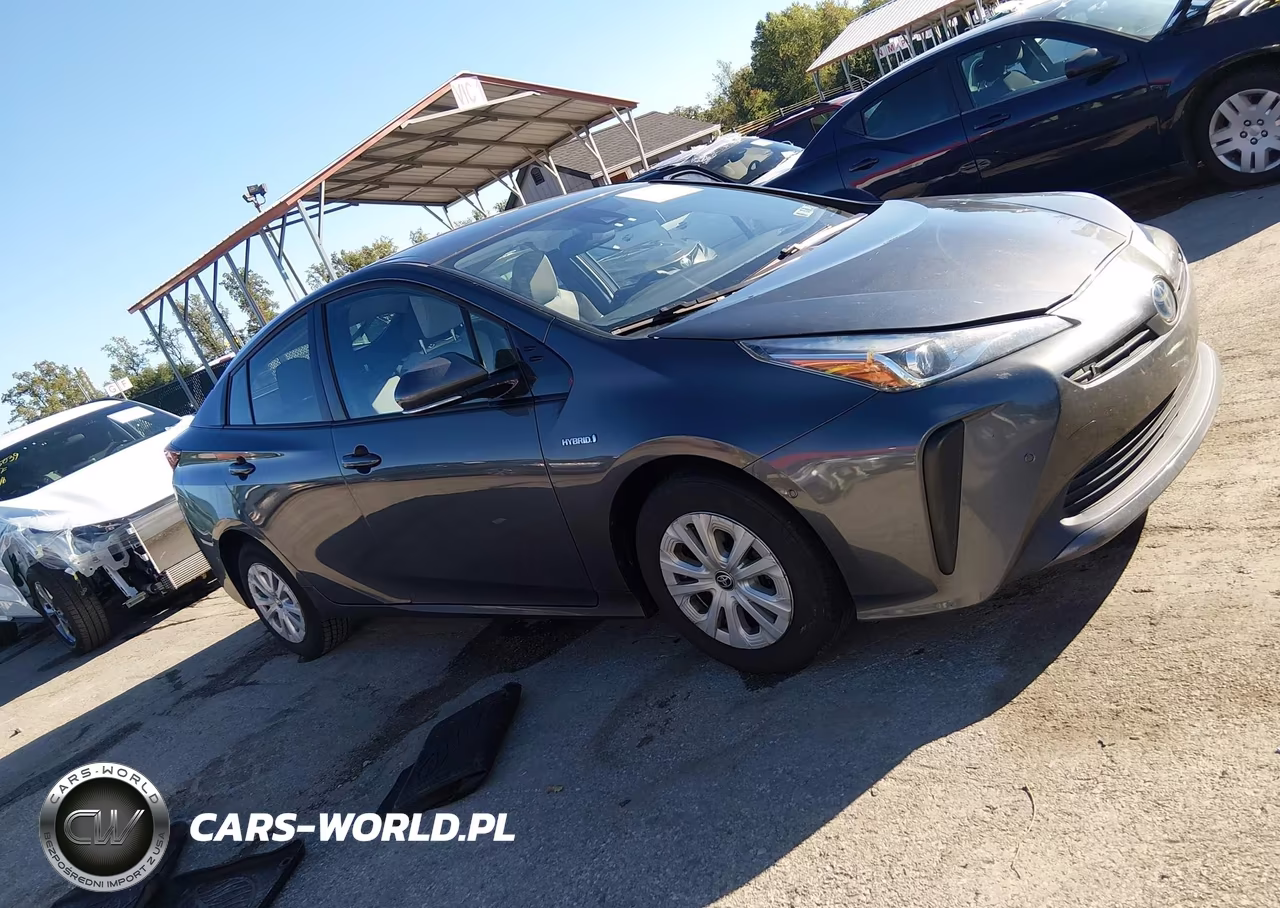 2020 Toyota Prius Le VIN:JTDKARFU4L3119452 - 13