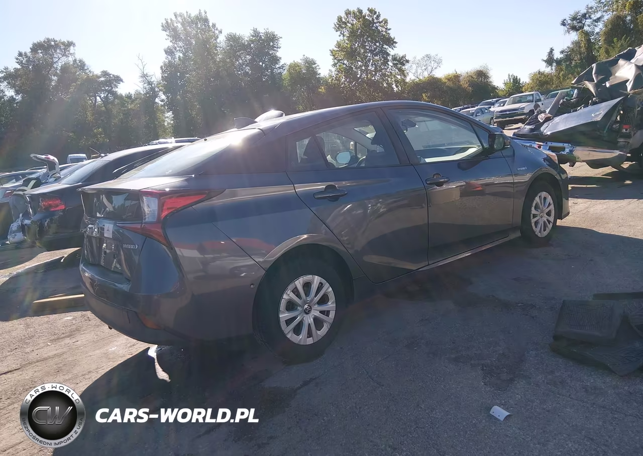 2020 Toyota Prius Le VIN:JTDKARFU4L3119452 - 4