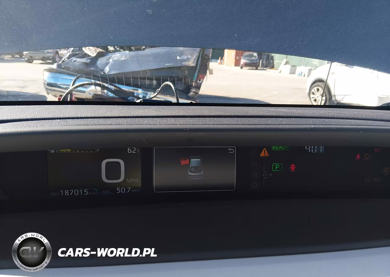 2020 Toyota Prius Le VIN:JTDKARFU4L3119452 - 7