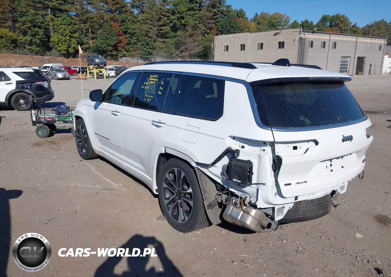 2023 Jeep Grand Cherokee L Overland 4X4 VIN:1C4RJKDG2P8781106 - 3