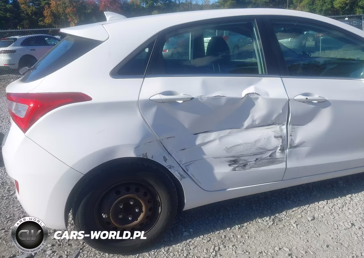 2015 Hyundai Elantra Gt VIN:KMHD35LH6FU242523 - 6