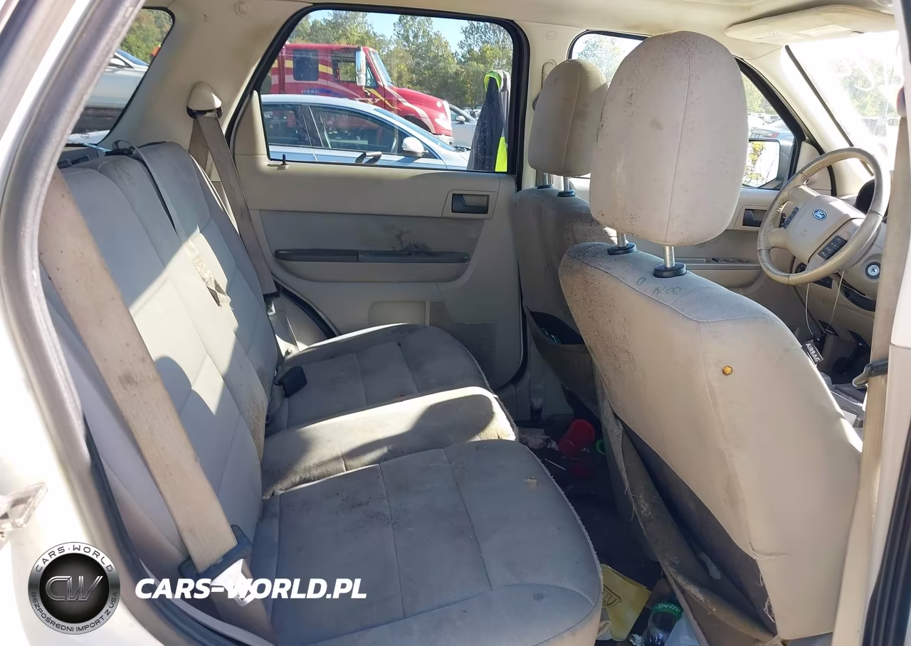 2011 Ford Escape Xlt VIN:1FMCU0D73BKA18732 - 8