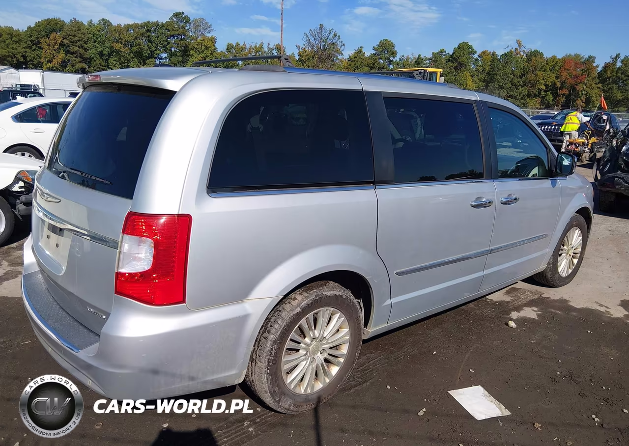 2012 Chrysler Town & Country Limited VIN:2C4RC1GGXCR121314 - 4