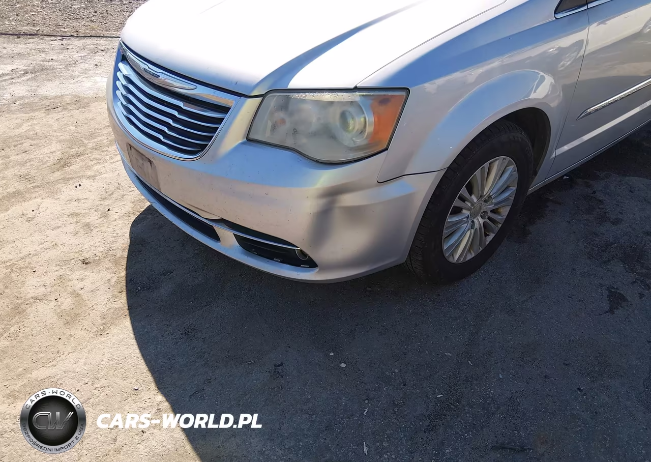 2012 Chrysler Town & Country Limited VIN:2C4RC1GGXCR121314 - 6