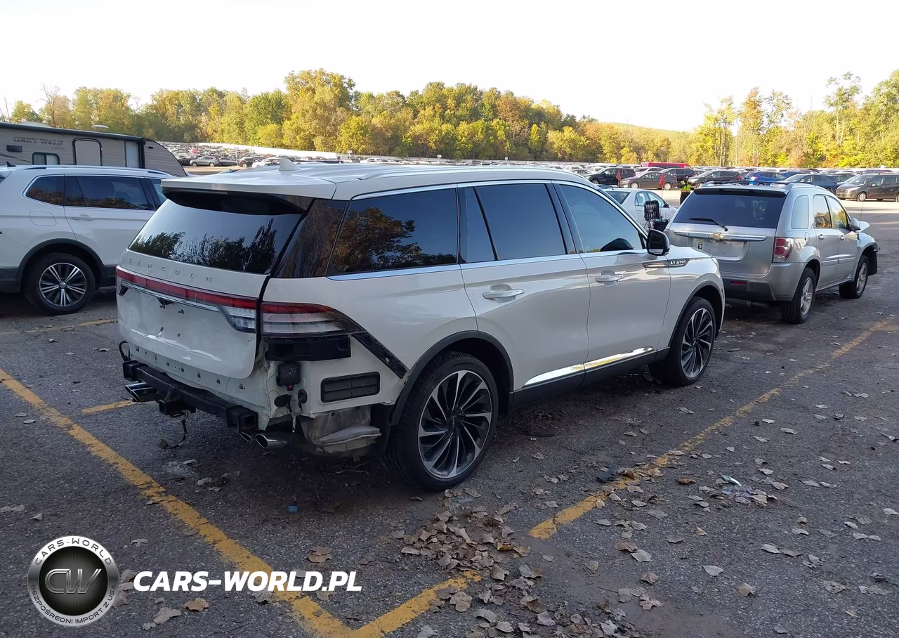 2021 Lincoln Aviator Reserve VIN:5LM5J7XC4MGL07091 - 4