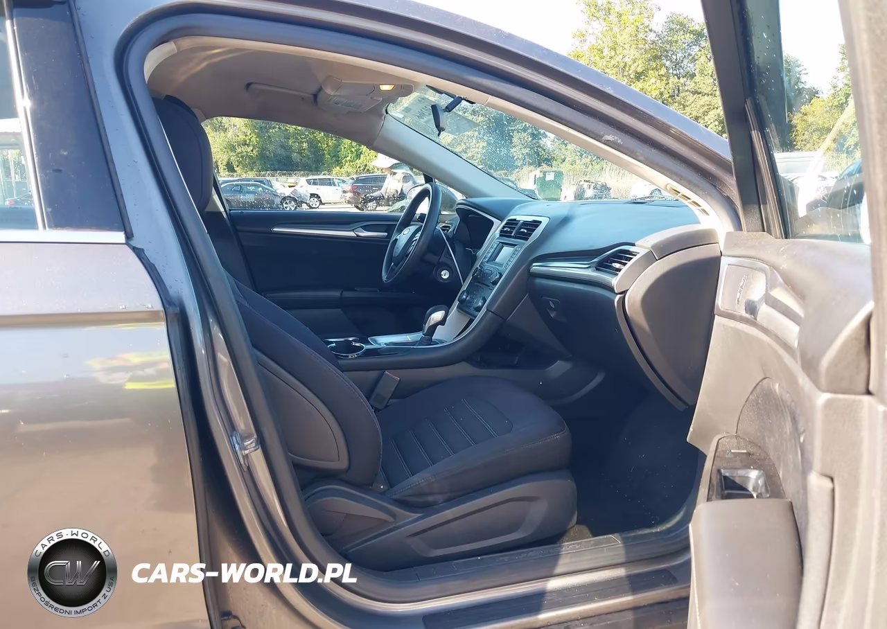 2014 Ford Fusion Se VIN:1FA6P0HD1E5396422 - 5