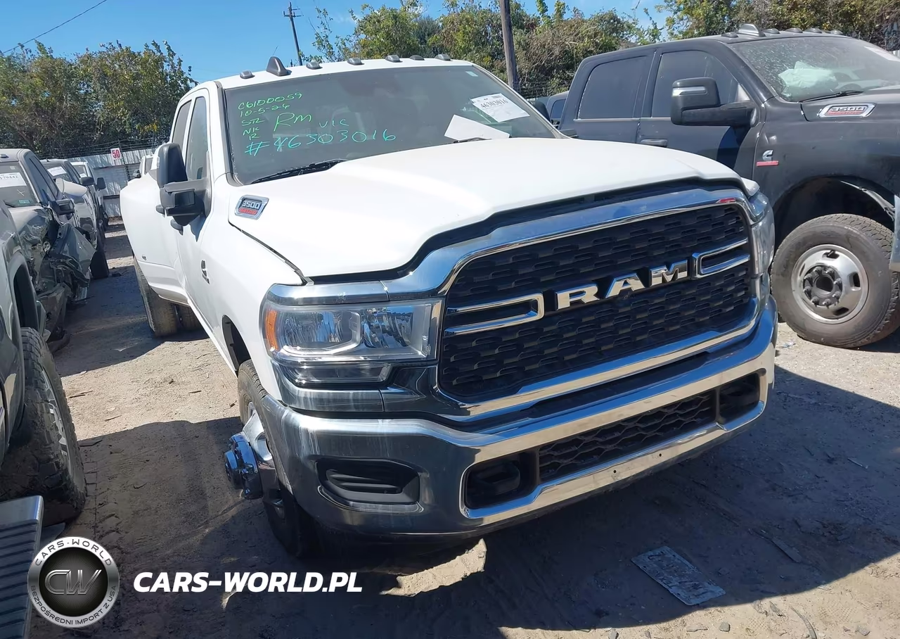 2024 Ram 3500 Tradesman 4X2 8' Box