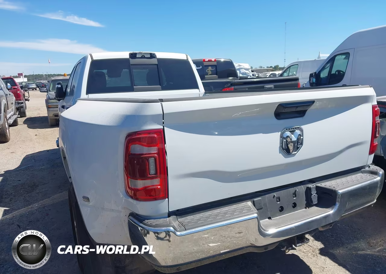 2024 Ram 3500 Tradesman 4X2 8' Box VIN:3C63RPGL0RG207175 - 3