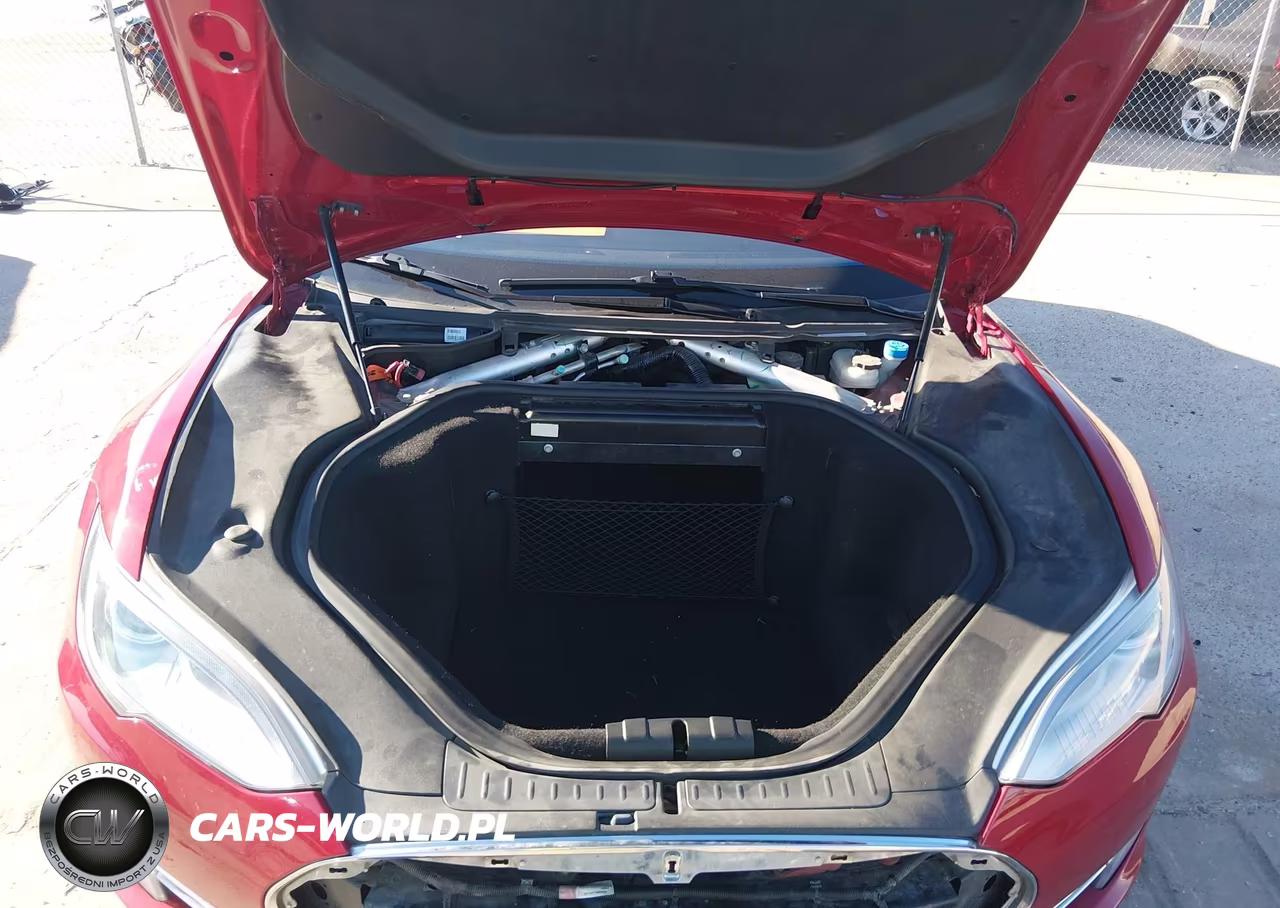 2014 Tesla Model S P85 VIN:5YJSA1H17EFP57110 - 10