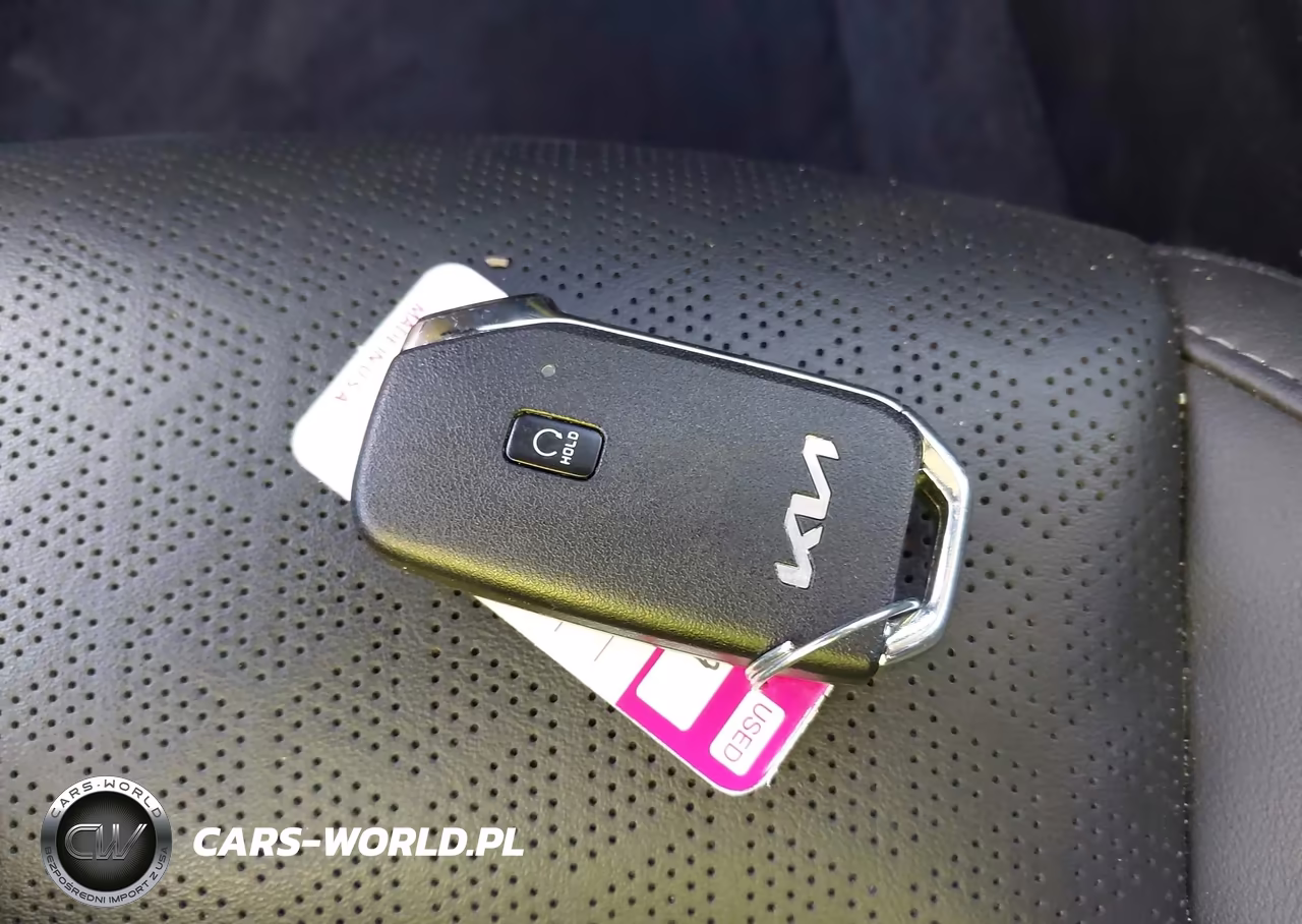 2023 Kia Sorento X-Line S VIN:5XYRLDLC7PG219442 - 11